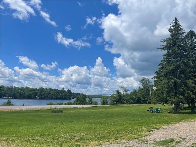 2442 Highway 520, House detached with 4 bedrooms, 2 bathrooms and 10 parking in Magnetawan ON | Image 41
