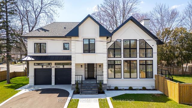 214 Shaver Ave N, House detached with 4 bedrooms, 7 bathrooms and 6 parking in Toronto ON | Image 1