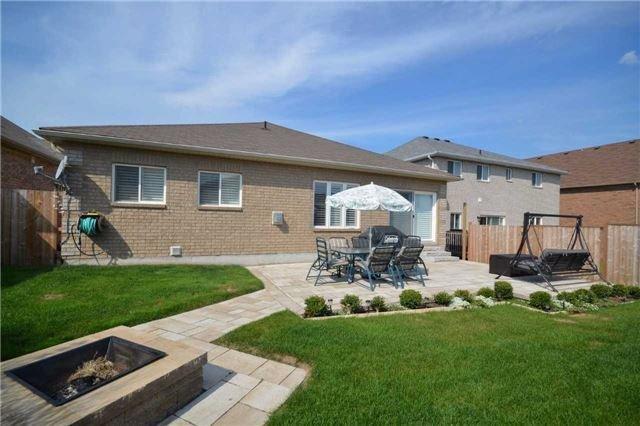 2217 Nevils St, House detached with 2 bedrooms, 2 bathrooms and 4 parking in Innisfil ON | Image 16