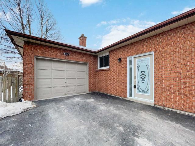23 Munro Cres, House detached with 3 bedrooms, 2 bathrooms and 4 parking in Uxbridge ON | Image 21