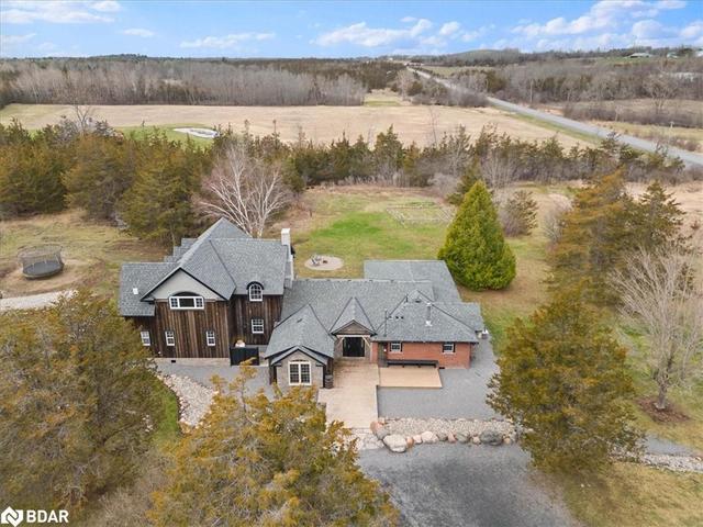 826 Beechwood Road, House detached with 5 bedrooms, 2 bathrooms and 11 parking in Greater Napanee ON | Image 1