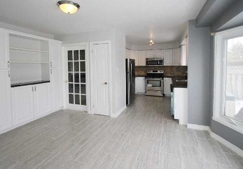856 Lavis Crt, House detached with 4 bedrooms, 3 bathrooms and 6 parking in Oshawa ON | Image 3