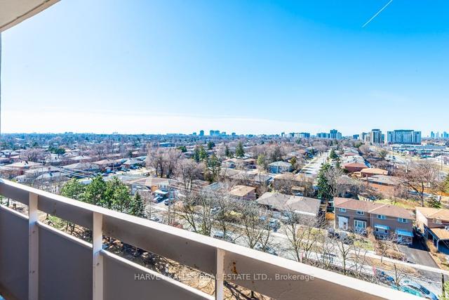 1003 - 205 Hilda Ave, Condo with 3 bedrooms, 2 bathrooms and 1 parking in Toronto ON | Image 8