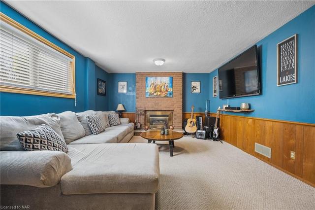 10 Jolie Court, House detached with 4 bedrooms, 2 bathrooms and 4 parking in St. Catharines ON | Image 11