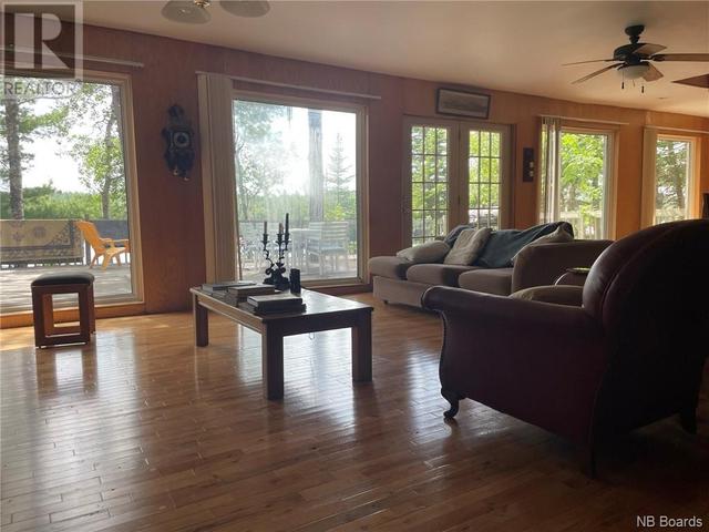 1486 Route 460, House detached with 4 bedrooms, 3 bathrooms and null parking in Alnwick NB | Image 7