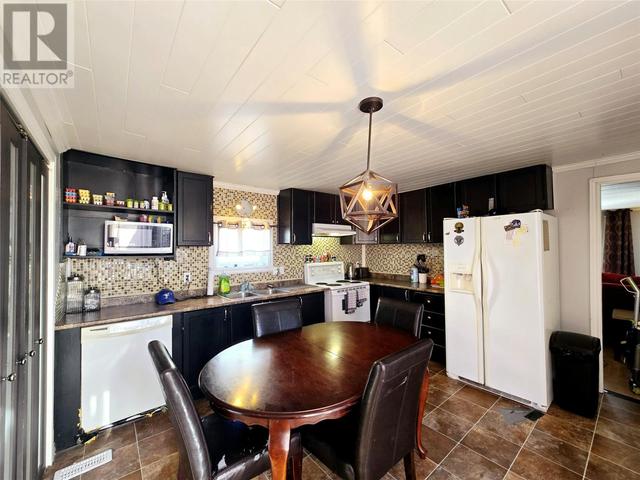 3008 Harrie Lake Drive, House detached with 2 bedrooms, 1 bathrooms and null parking in Labrador City NL | Image 3