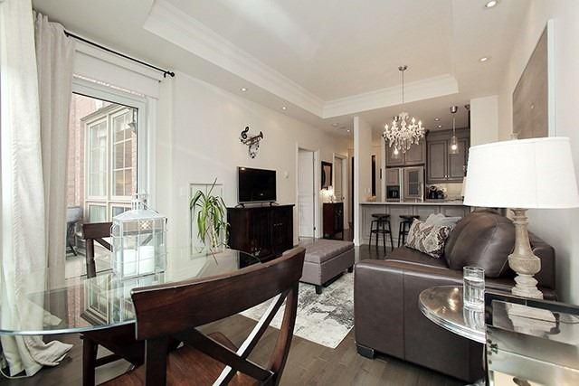 426 - 20 Burkebrook Pl, Condo with 1 bedrooms, 1 bathrooms and 1 parking in Toronto ON | Image 2
