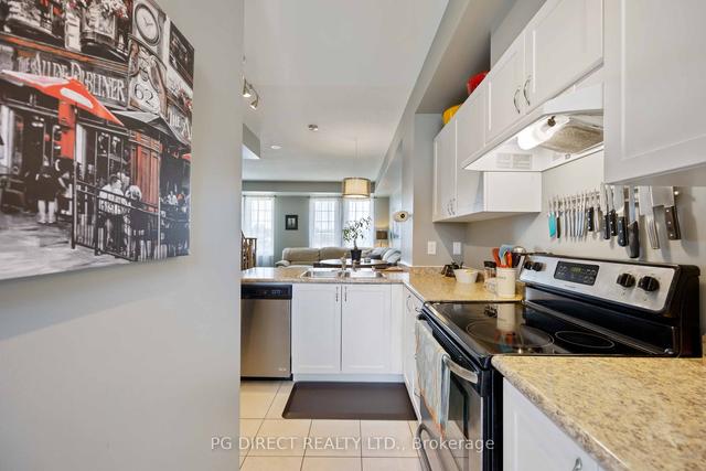 8 - 33 Island Rd, Townhouse with 3 bedrooms, 3 bathrooms and 1 parking in Toronto ON | Image 3