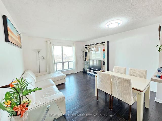 2106 - 11 Lee Centre Dr, Condo with 2 bedrooms, 1 bathrooms and 1 parking in Toronto ON | Image 16