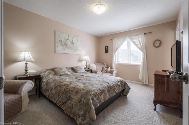 233 Blackburn Drive, House attached with 3 bedrooms, 2 bathrooms and null parking in Brantford ON | Image 28