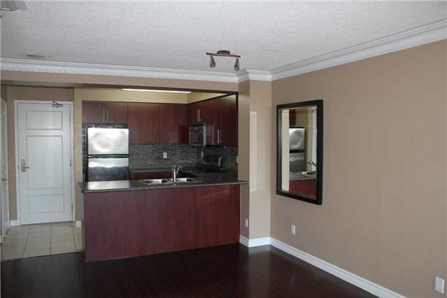 915 - 350 Red Maple Rd, Condo with 1 bedrooms, 1 bathrooms and 2 parking in Richmond Hill ON | Image 7