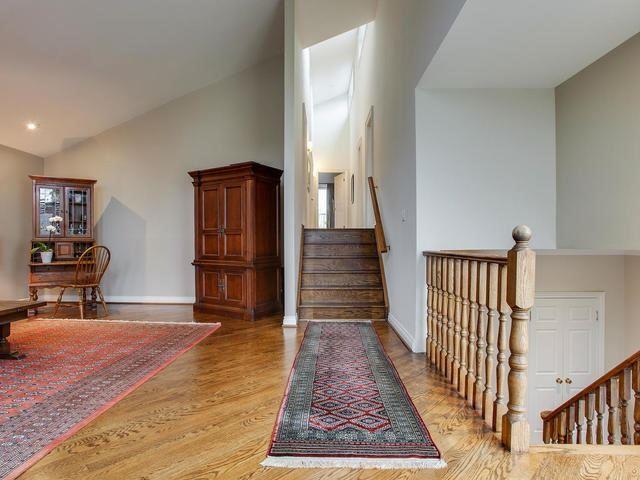 30 Regina Ave, House detached with 4 bedrooms, 4 bathrooms and 2 parking in Toronto ON | Image 12