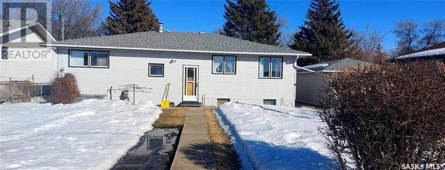 77 Second Street Ne, House detached with 5 bedrooms, 2 bathrooms and null parking in Wadena SK | Image 25