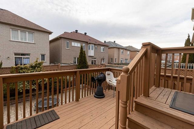 121 Southbrook Cres, House semidetached with 4 bedrooms, 4 bathrooms and 3 parking in Markham ON | Image 18