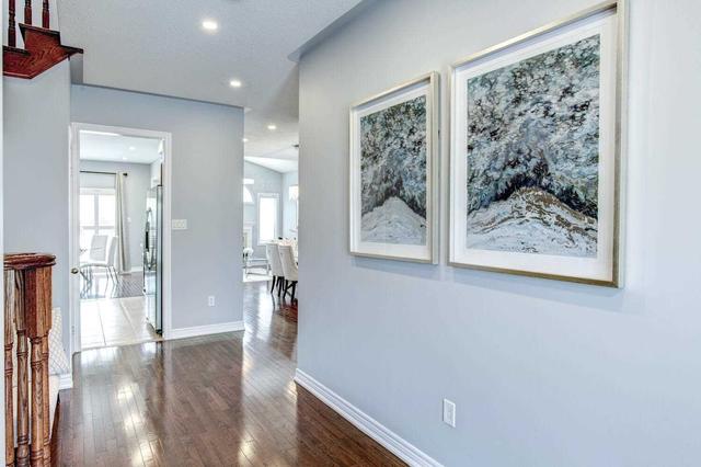 77 Maurier Blvd, House detached with 4 bedrooms, 4 bathrooms and 4 parking in Vaughan ON | Image 34