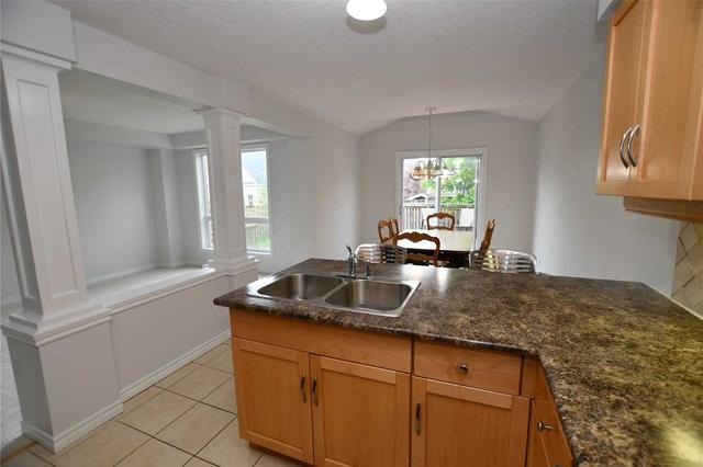 14 Truesdale Cres, House detached with 5 bedrooms, 3 bathrooms and 3 parking in Guelph ON | Image 4
