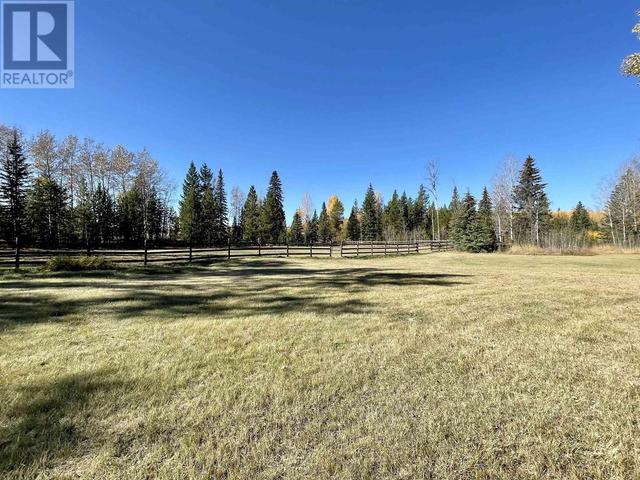 5492 Upper Houseman Road, House detached with 4 bedrooms, 2 bathrooms and null parking in Cariboo H BC | Image 7