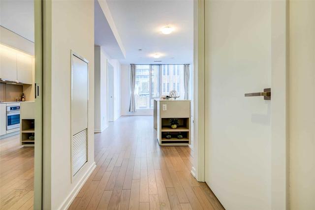 1107 - 101 Peter St, Condo with 1 bedrooms, 1 bathrooms and 0 parking in Toronto ON | Image 19