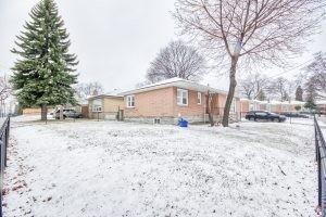 2 Hollyhedge Dr, House detached with 3 bedrooms, 3 bathrooms and 6 parking in Toronto ON | Image 20