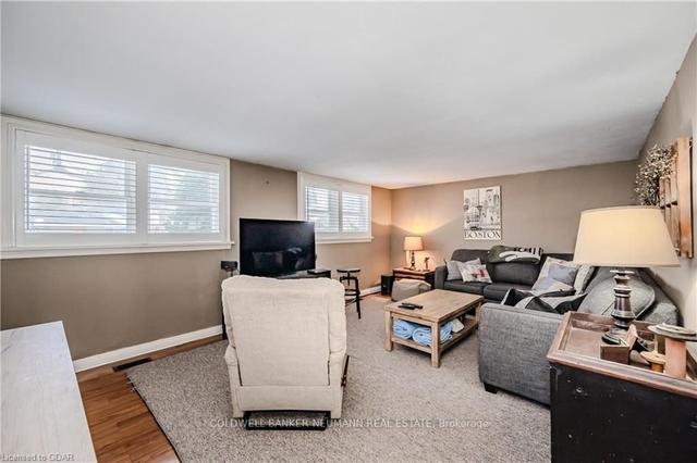 41 Campion Ave, House detached with 4 bedrooms, 2 bathrooms and 4 parking in Guelph ON | Image 7