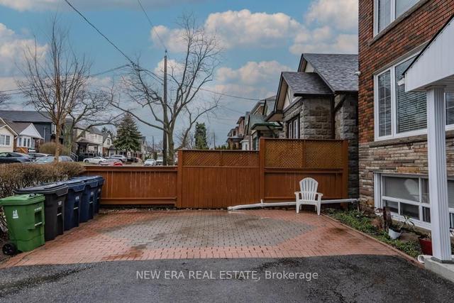 388a Whitmore Ave, House detached with 4 bedrooms, 2 bathrooms and 3 parking in Toronto ON | Image 12