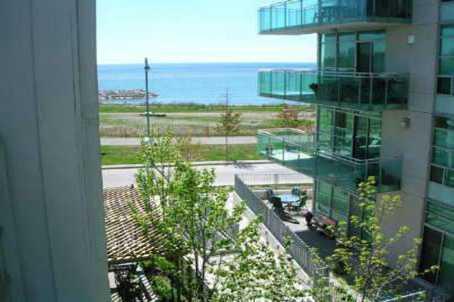 th6 - 2067 Lake Shore Blvd W, Townhouse with 3 bedrooms, 2 bathrooms and 1 parking in Toronto ON | Image 7