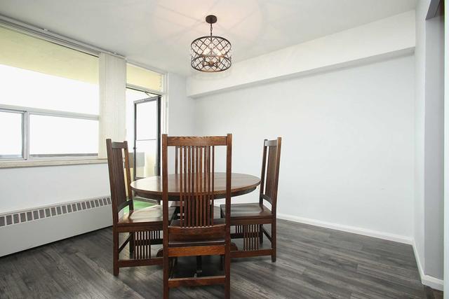 2001 - 1455 Lawrence Ave W, Condo with 1 bedrooms, 1 bathrooms and 1 parking in Toronto ON | Image 2