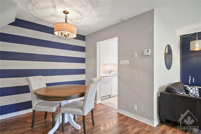 6 Lovell Lane, Townhouse with 3 bedrooms, 2 bathrooms and 1 parking in Ottawa ON | Image 10