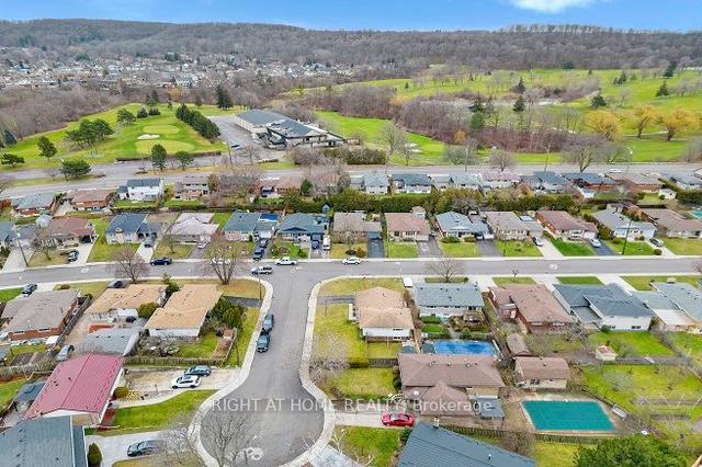 3 Glendora Crt, House detached with 3 bedrooms, 2 bathrooms and 3 parking in Hamilton ON | Image 25
