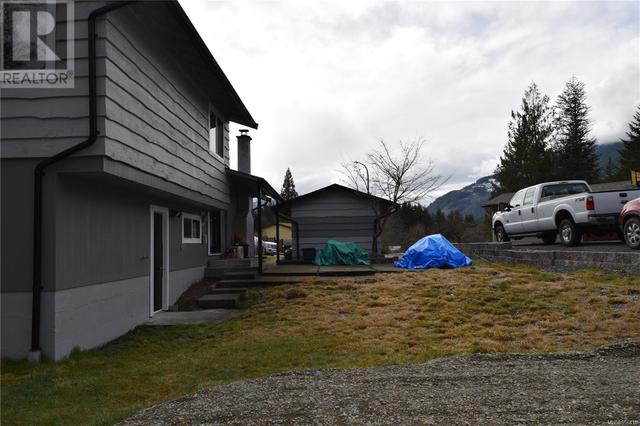 630 Dogwood Dr, House detached with 4 bedrooms, 2 bathrooms and 2 parking in Gold River BC | Image 28