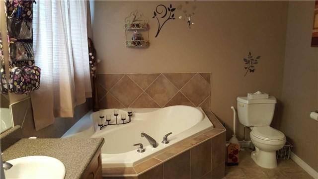 6124 8 Ave. S.W., House detached with 3 bedrooms, 3 bathrooms and 2 parking in Edmonton AB | Image 13