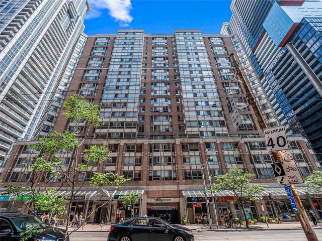 1102 - 717 Bay St, Condo with 2 bedrooms, 2 bathrooms and 1 parking in Toronto ON | Image 20
