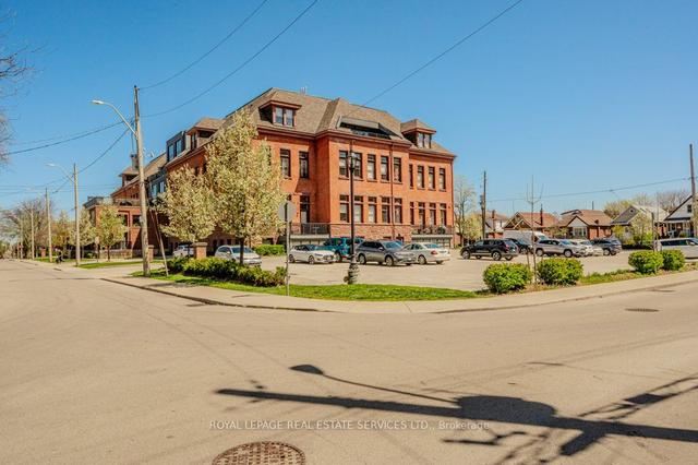 206 - 200 Stinson St, Condo with 1 bedrooms, 2 bathrooms and 1 parking in Hamilton ON | Image 28
