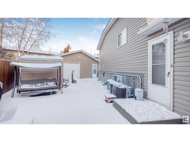 145 Hyndman Cr Nw, House detached with 4 bedrooms, 2 bathrooms and 6 parking in Edmonton AB | Image 32