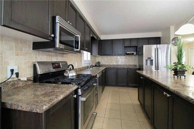 Unit 2 - 90 Alderson Dr, Condo with 3 bedrooms, 3 bathrooms and 2 parking in Cambridge ON | Image 7