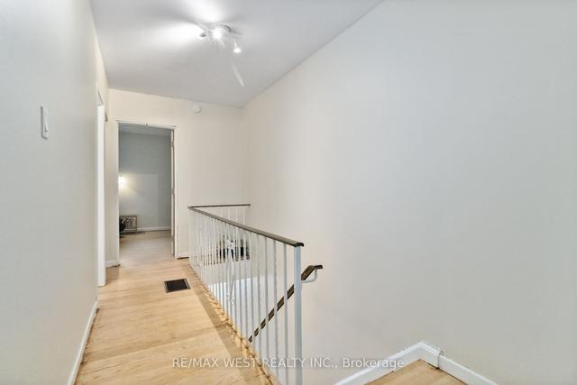 621 Francis Rd, Townhouse with 2 bedrooms, 1 bathrooms and 3 parking in Burlington ON | Image 15