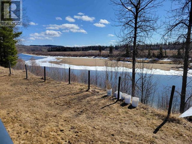 447 Dock Avenue, House other with 2 bedrooms, 2 bathrooms and null parking in Bulkley Nechako D BC | Image 28
