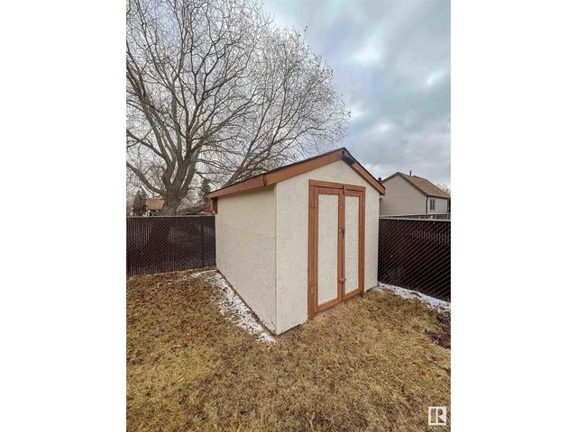 703 Grandin Dr, House semidetached with 4 bedrooms, 1 bathrooms and 4 parking in Morinville AB | Image 7