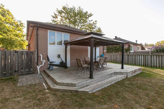 1262 De Quincy Cres, House detached with 3 bedrooms, 2 bathrooms and 3 parking in Burlington ON | Image 38