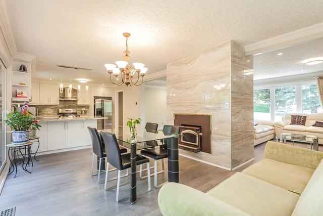 20 Thornbay Dr, House detached with 3 bedrooms, 2 bathrooms and 8 parking in Whitchurch Stouffville ON | Image 11