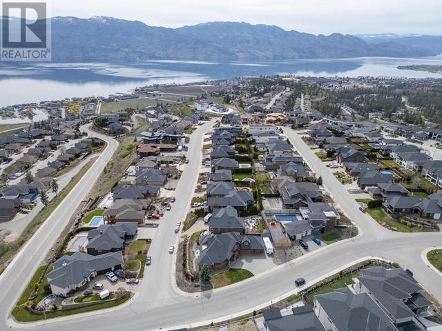3200 Vineyard View Drive, House detached with 3 bedrooms, 3 bathrooms and 4 parking in West Kelowna BC | Image 60