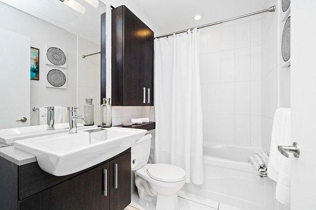 722 - 8 Telegram Mews, Condo with 1 bedrooms, 2 bathrooms and 1 parking in Toronto ON | Image 14