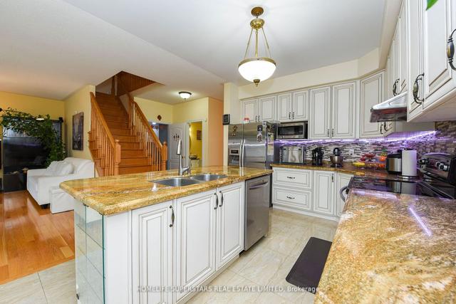 48 Crystalhill Dr, House detached with 4 bedrooms, 5 bathrooms and 6 parking in Brampton ON | Image 28