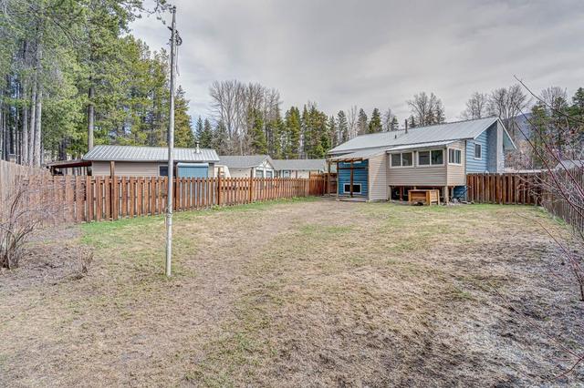307 Lodgepole Place, House detached with 4 bedrooms, 2 bathrooms and null parking in Sparwood BC | Image 36