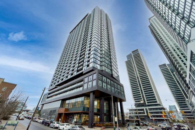 820 - 19 Western Battery Rd, Condo with 1 bedrooms, 2 bathrooms and 0 parking in Toronto ON | Image 1