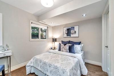 75 Pleasant Blvd, Townhouse with 2 bedrooms, 3 bathrooms and 2 parking in Toronto ON | Image 17