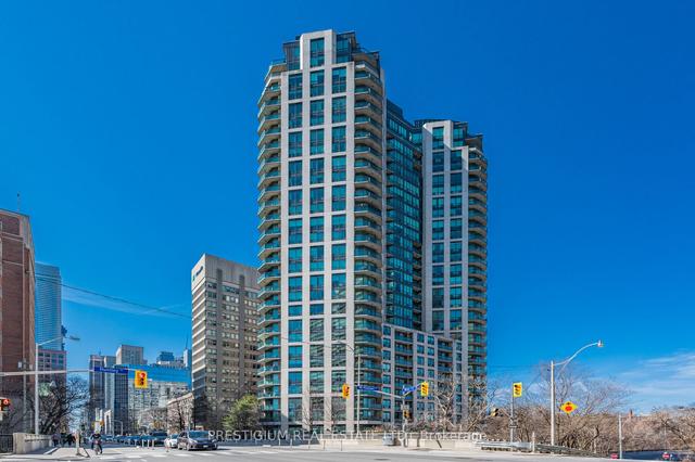 2904 - 300 Bloor St E, Condo with 2 bedrooms, 2 bathrooms and 1 parking in Toronto ON | Image 12