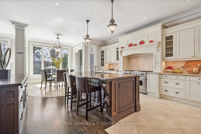 159 Gordon Rd, House detached with 5 bedrooms, 8 bathrooms and 6 parking in Toronto ON | Image 2