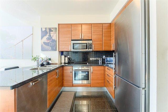 Lph10 - 1 Avondale Ave, Condo with 1 bedrooms, 2 bathrooms and 1 parking in Toronto ON | Image 9