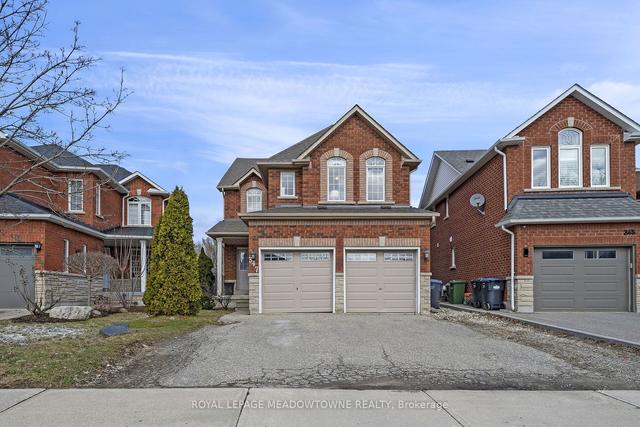 347 Ellwood Dr W, House detached with 4 bedrooms, 3 bathrooms and 5 parking in Caledon ON | Image 1